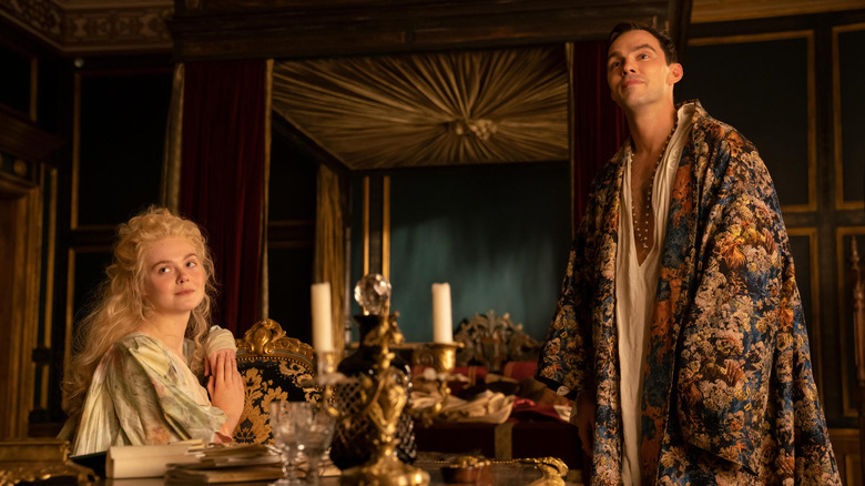 The Great Season 3 Review Fanning And Hoult On A Charm Offensive