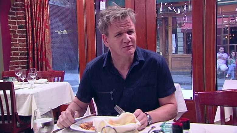 Chef Gordon Ramsay eating at La Galleria 33 in Kitchen Nightmares