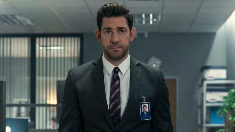 Jack Ryan walks through the office on "Jack Ryan" (2018-2023)