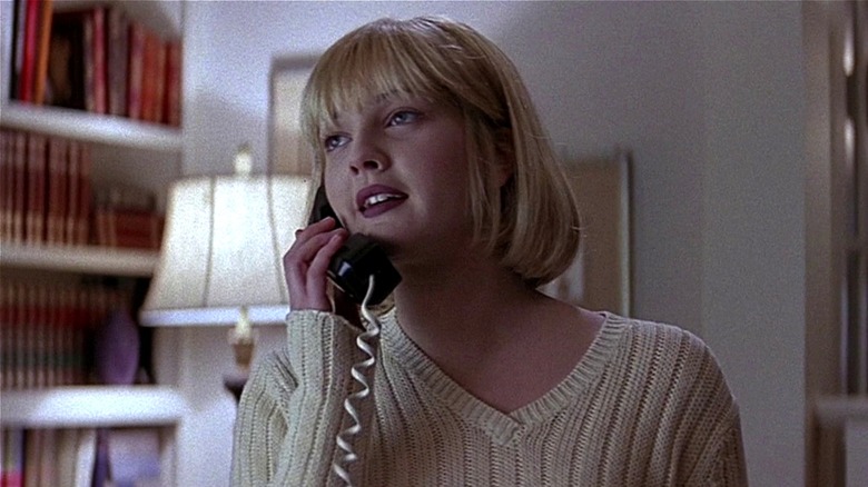 Casey Becker talking on phone in the original Scream