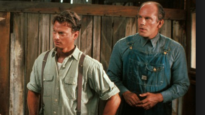 Gary Sinise and John Malkovich in Of Mice and Men