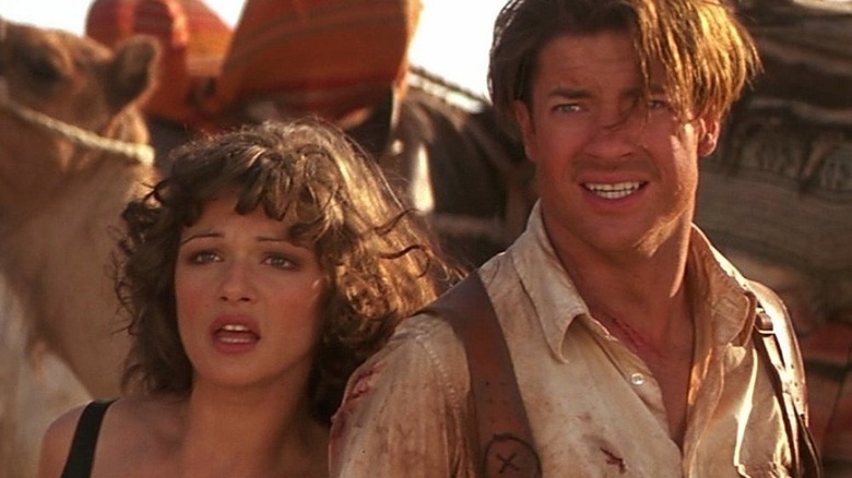 Rachel Weisz standing next to Brendan Fraser 