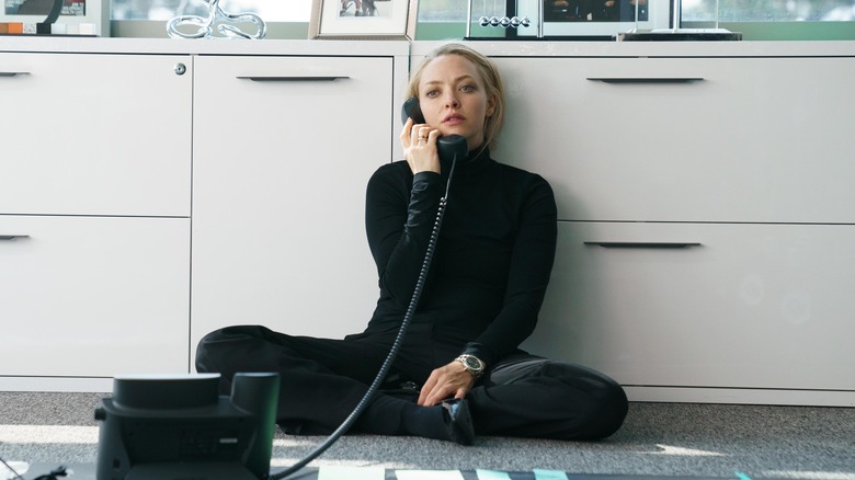 Amanda Seyfried on the phone