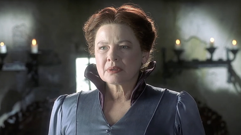 Dianne Wiest as the evil queen