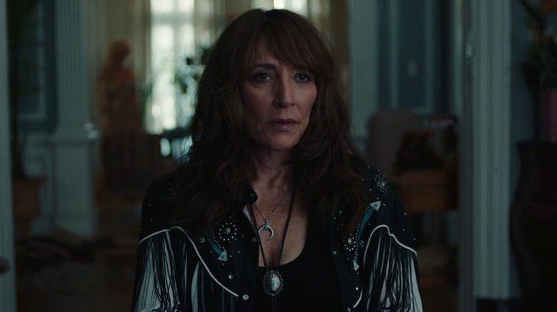 Katey Sagal looking suspicious