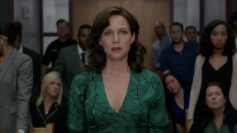 Jessie attends court in Gerald's Game