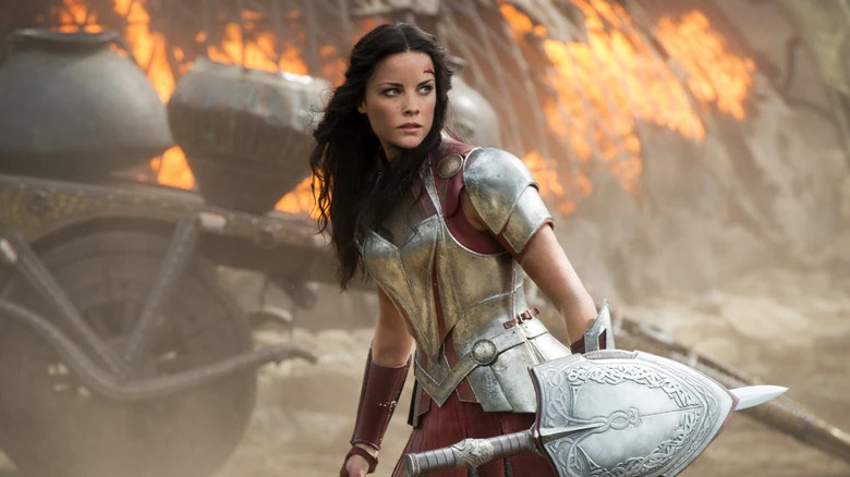 Lady Sif in battle