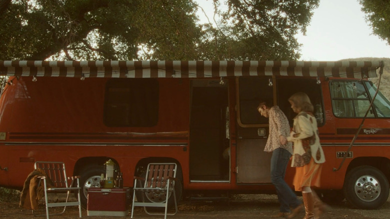 B leads Jan into his creepy van.