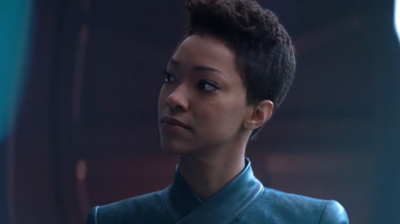 Star Trek Discovery Officer Looks Right