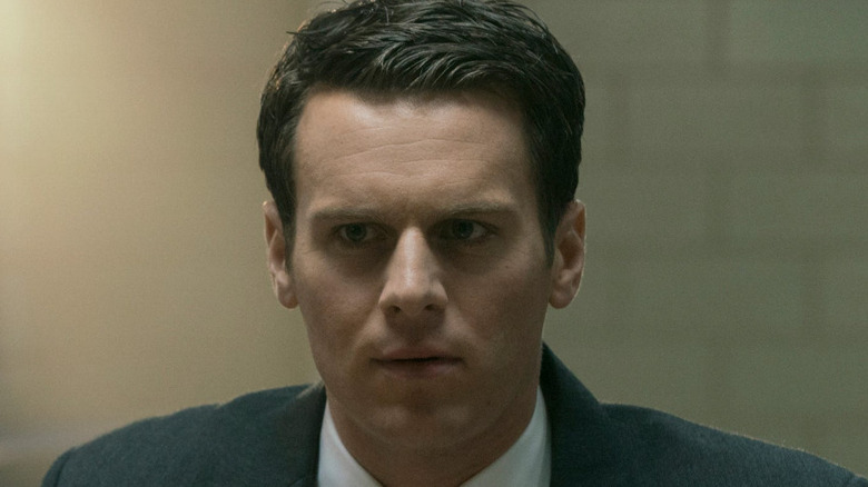 Jonathan Groff in interrogation room