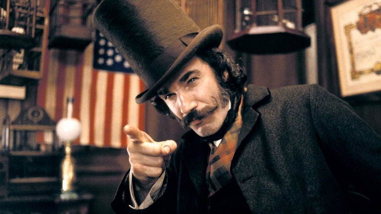 Daniel Day-Lewis pointing