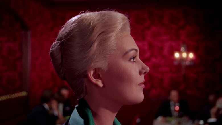 Kim Novak looking to side