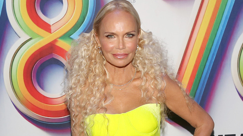 Kristin Chenoweth yellow dress