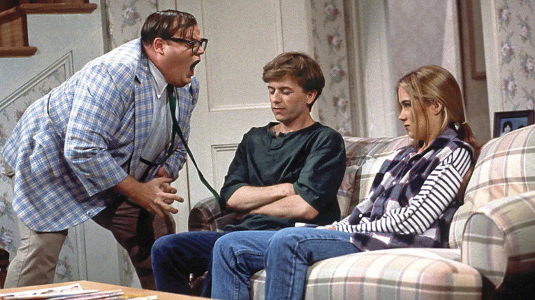 Chris Farley as Matt Foley screaming at David Spade and Christina Applegate on "SNL" in 1993