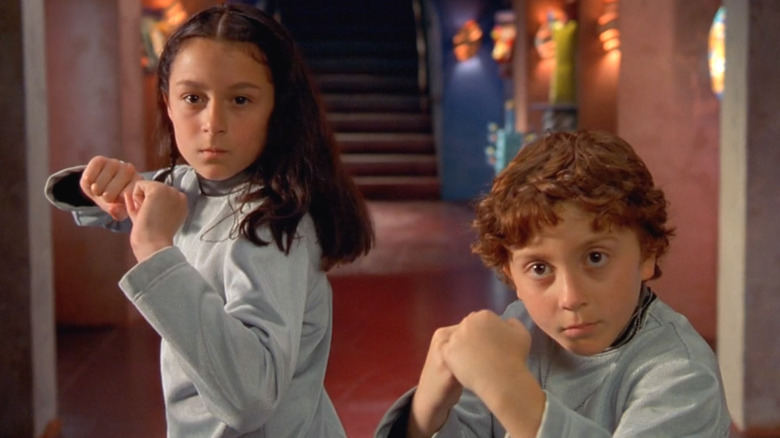 Alexa PenaVega and Daryl Sabara in S'py Kids"