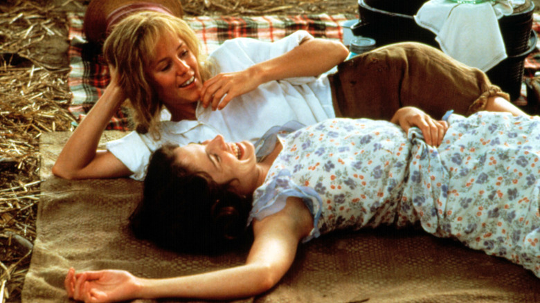 Mary Stuart Masterson & Mary-Louise Parker lay on the ground