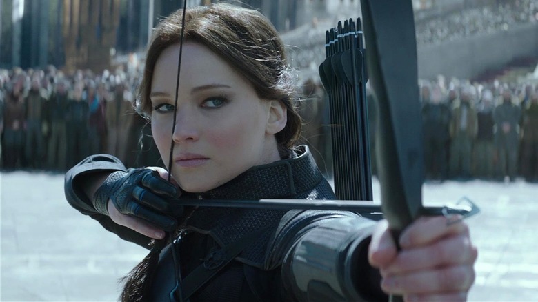 Katniss shooting her bow