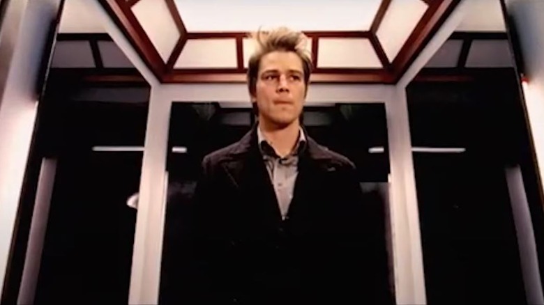 Josh Hartnett in elevator