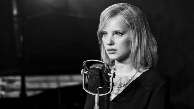 Joanna Kulig at mic