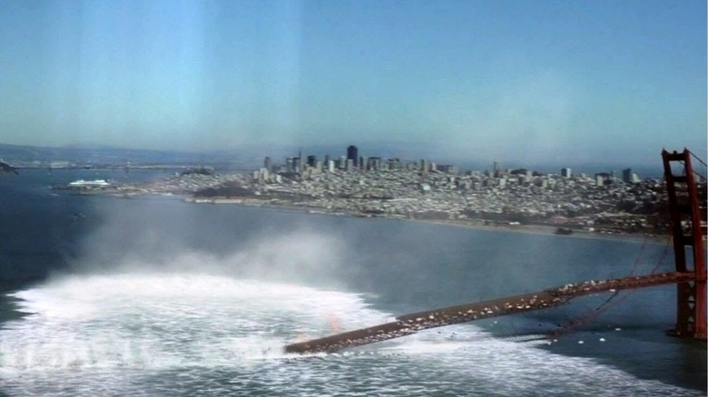 Golden Gate Bridge collapses into water