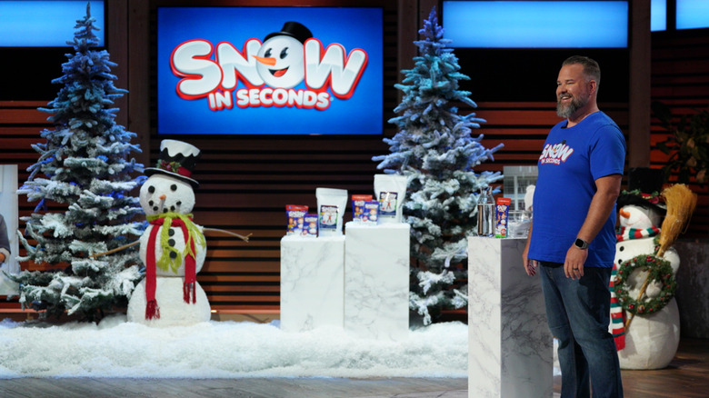 Snow in Seconds - As Seen on Shark Tank - Fake Snow that Never Melts