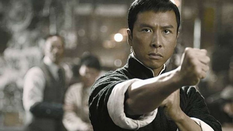 Ip Man preparing to fight