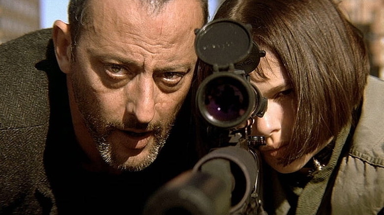 Leon and Mathilda with gun 