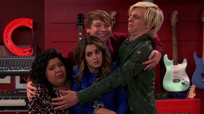 Ross Lynch group hug