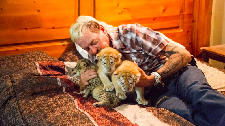 Joe Exotic with tiger cubs