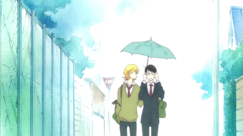 Kusakabe holds an umbrella over Sajo on the street in "Doukyusei -Classmates-" (2016)