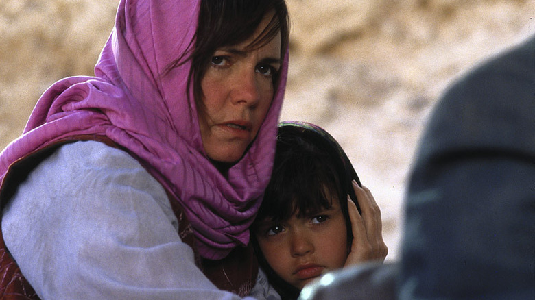 Sally Field hugs daughter