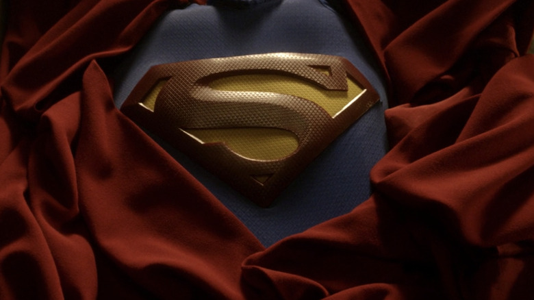 The Superman suit in Lazarus Smallville