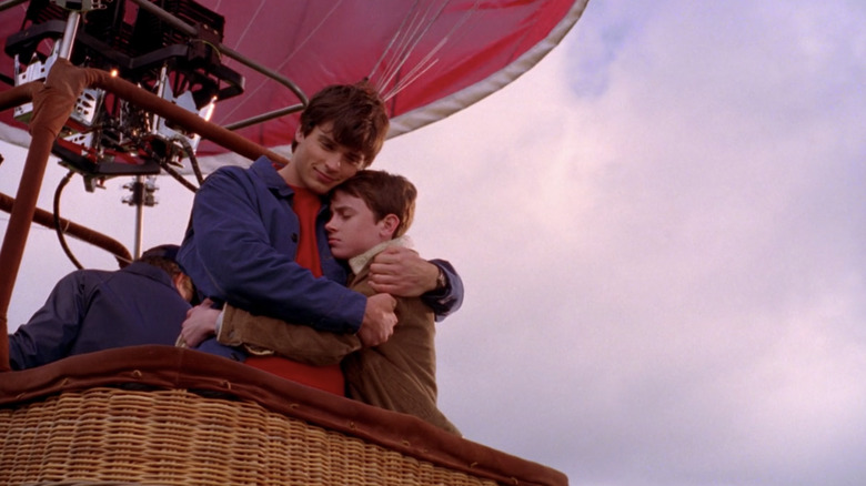 Clark and Ryan hug Smallville