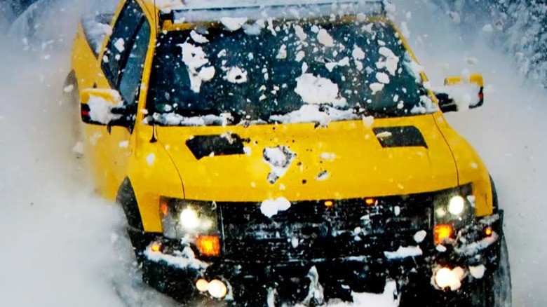 Top Gear driving in snow
