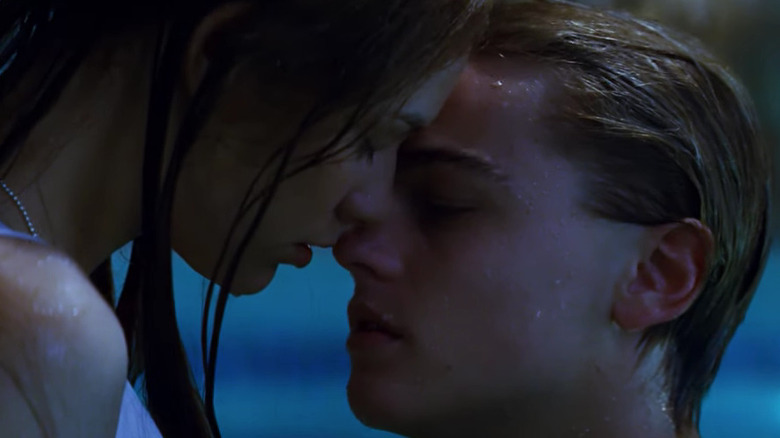 Claire Danes and Leonardo DiCaprio kiss in pool