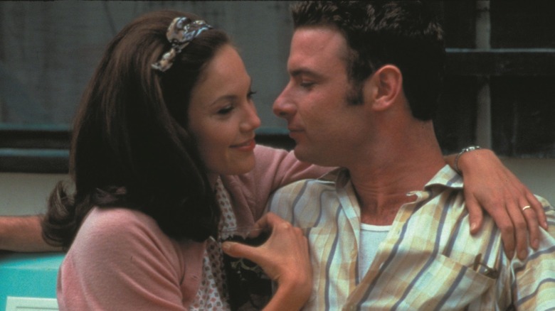 Diane Lane and Liev Schreiber in A Walk on the Moon