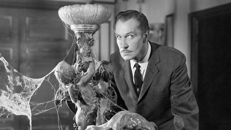 Vincent Price side eyes