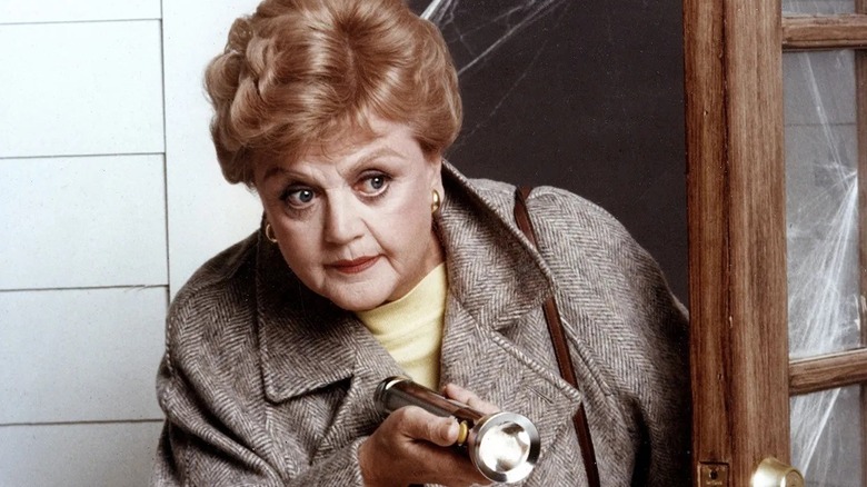 Jessica Fletcher shines a torch