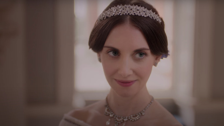 Alison Brie in Victorian fashion