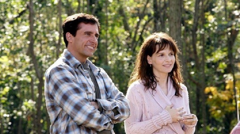 Steve Carell and Juliette Binoche outside