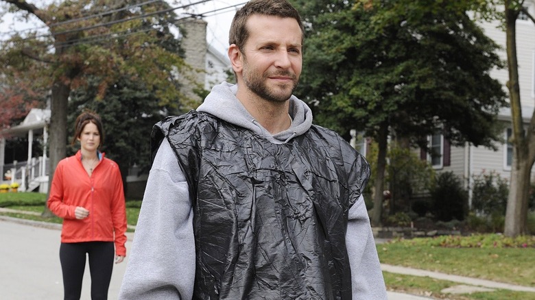 Bradley Cooper and Jennifer Lawrence outside