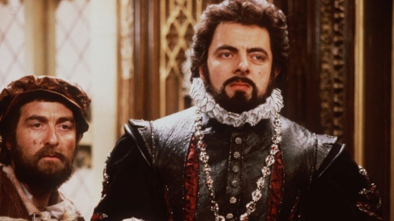 Elizabethan Blackadder and Baldrick in court