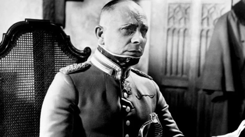 Von Stroheim gives intense stare