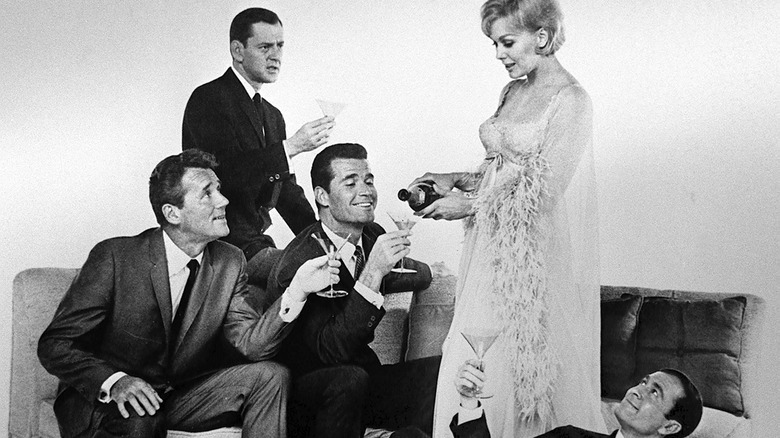 James Garner drinks a martini