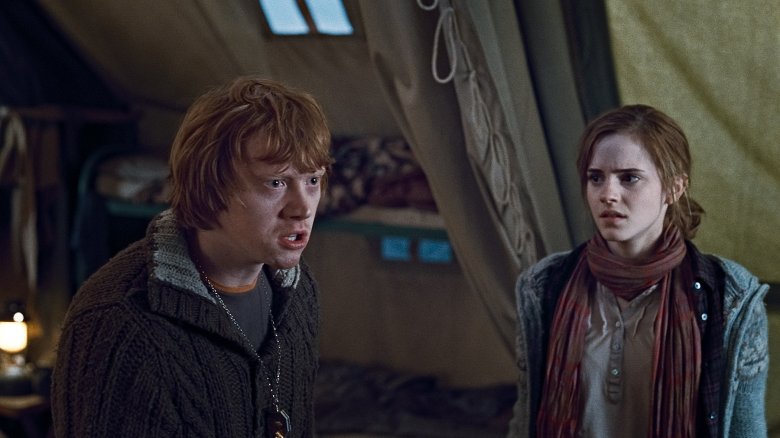 Rupert Grint and Emma Watson in Harry Potter and the Deathly Hallows: Part 1