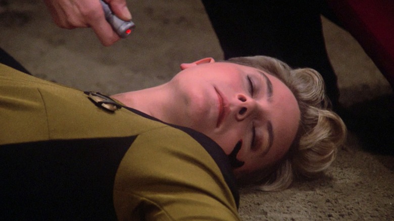 Tasha Yar dies