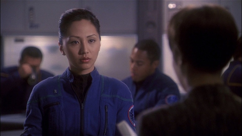 Hoshi talks to T'Pol