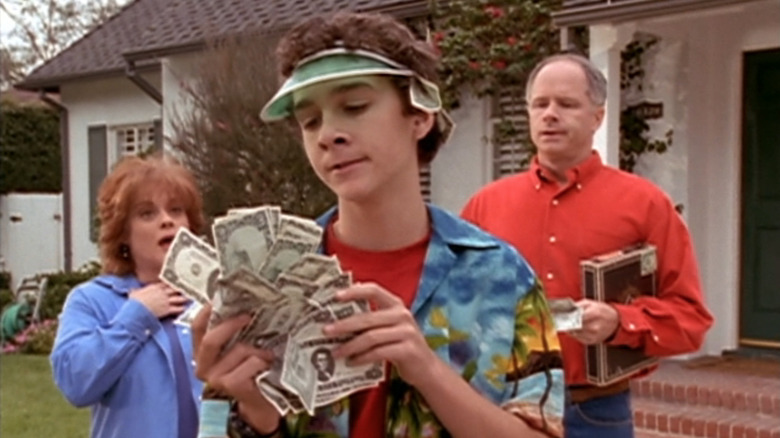 Even Stevens counts dollar bills