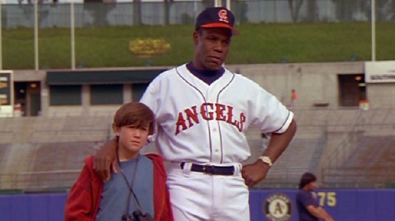 Joseph Gordon Levitt and Danny Glover in Angels in the Outfield