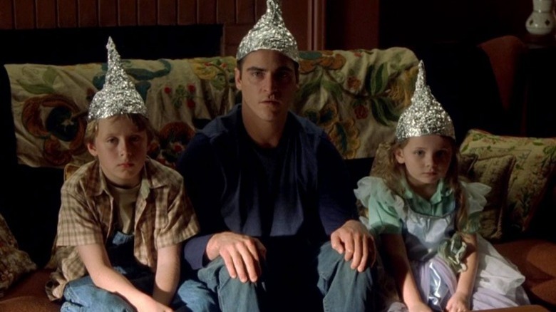 Hess family watching TV Signs